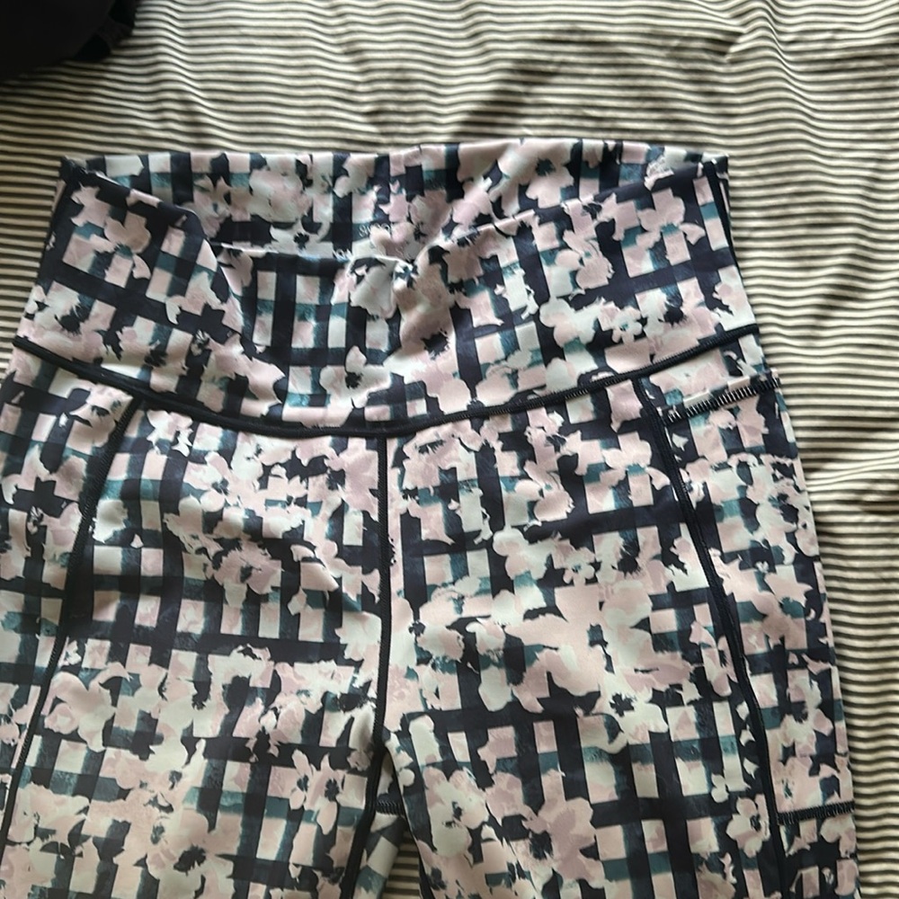 Sweaty Betty super sculpt leggings 7/8
US 14/XL